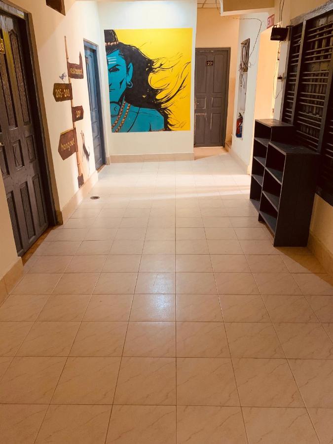 ורנאסי Vagabond Stay Hostel מראה חיצוני תמונה