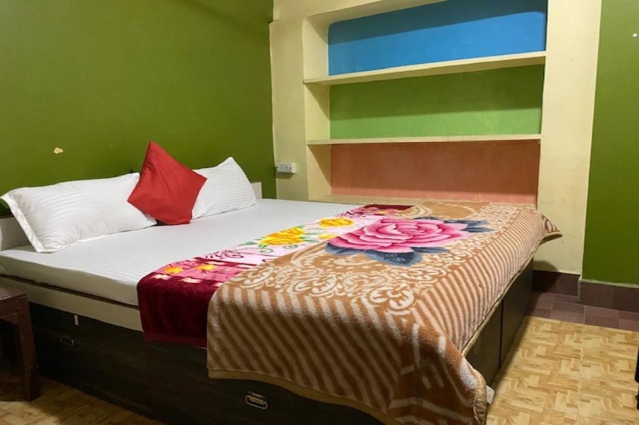 ורנאסי Vagabond Stay Hostel מראה חיצוני תמונה