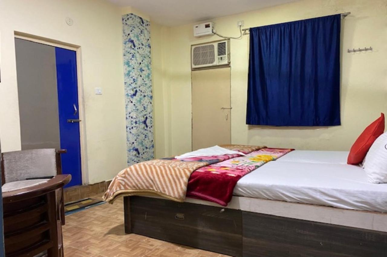 ורנאסי Vagabond Stay Hostel מראה חיצוני תמונה
